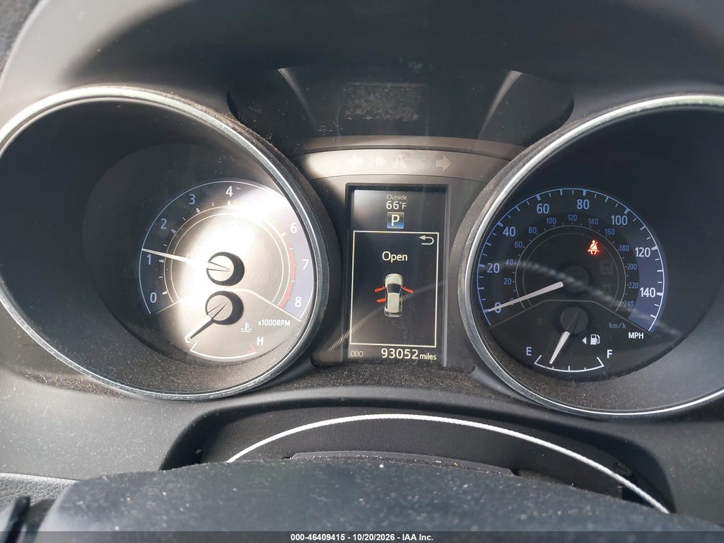 2016 Scion IM photo 7
