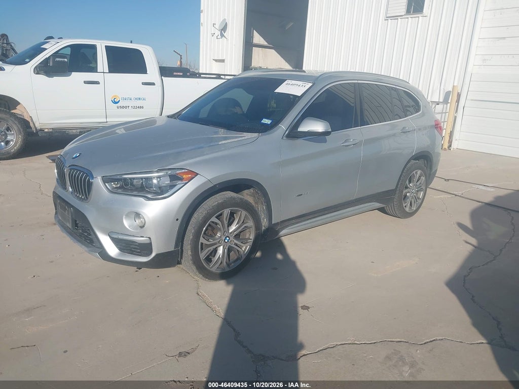 2017 BMW X1 XDRIVE28I photo 2
