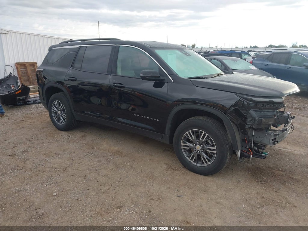 2026 Chevrolet Traverse FWD LT photo 1