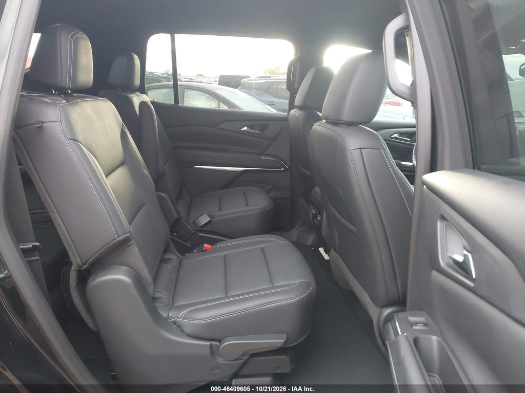 2026 Chevrolet Traverse FWD LT photo 8