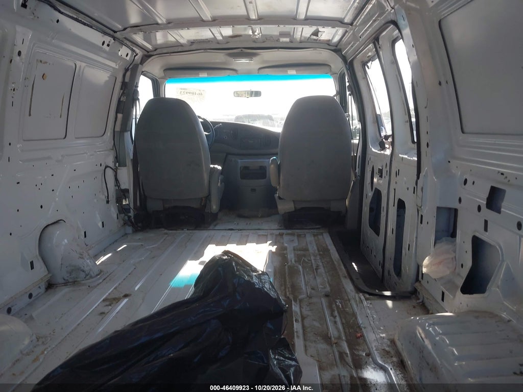 2001 Ford E-250 Commercial/Recreational photo 8