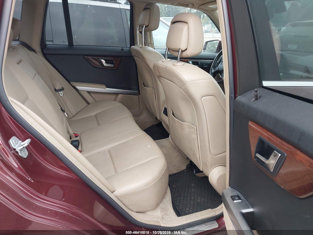 2011 Mercedes-Benz GLK 350 4MATIC photo 8