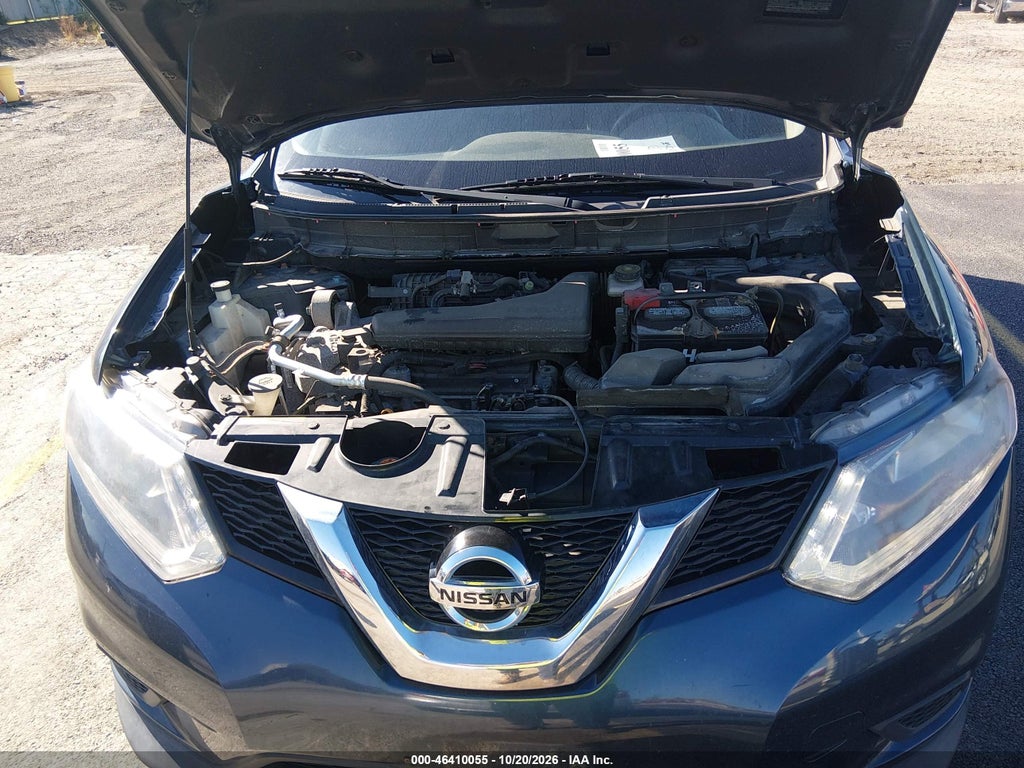 2016 Nissan Rogue SV photo 10