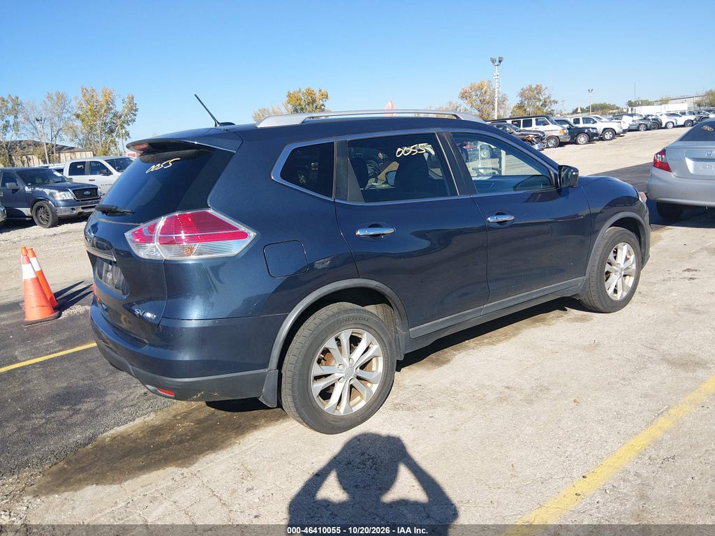 2016 Nissan Rogue SV photo 4
