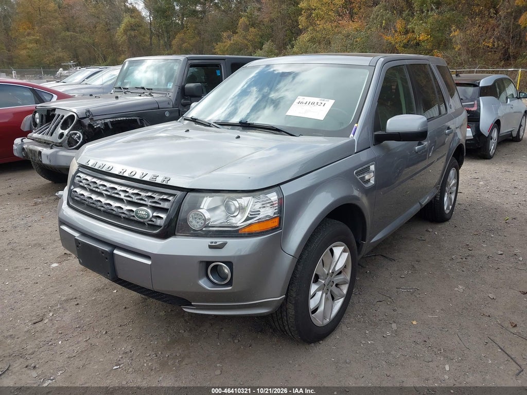 2013 Land Rover LR2 photo 2
