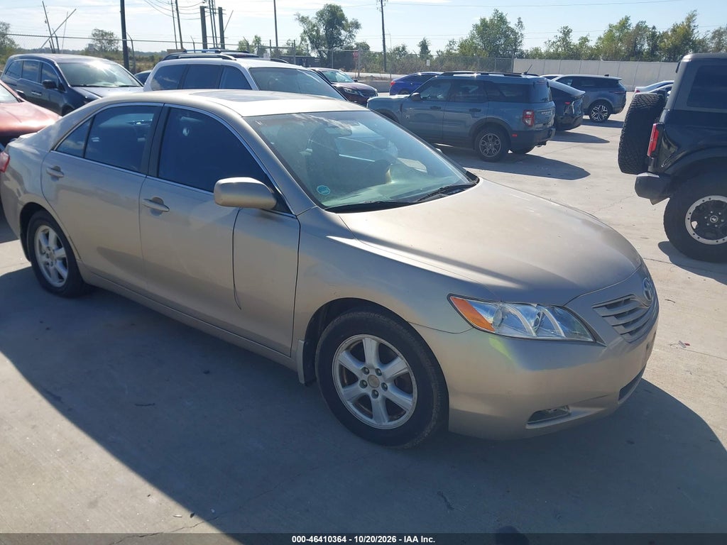 2007 Toyota Camry LE photo 1