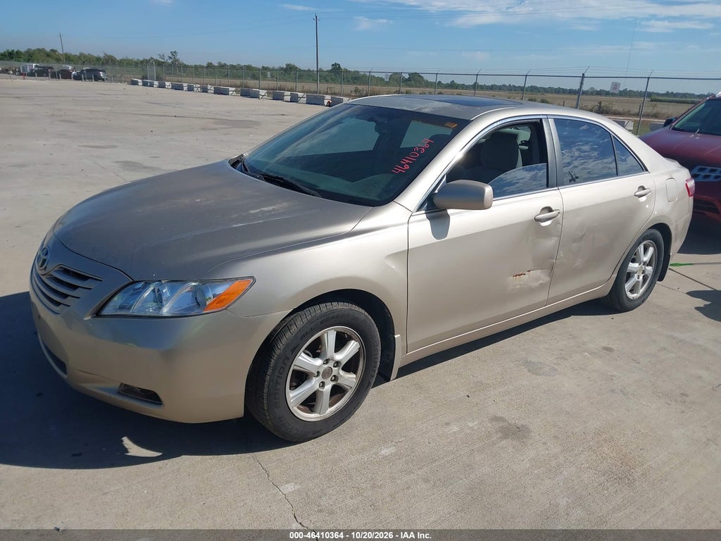 2007 Toyota Camry LE photo 2