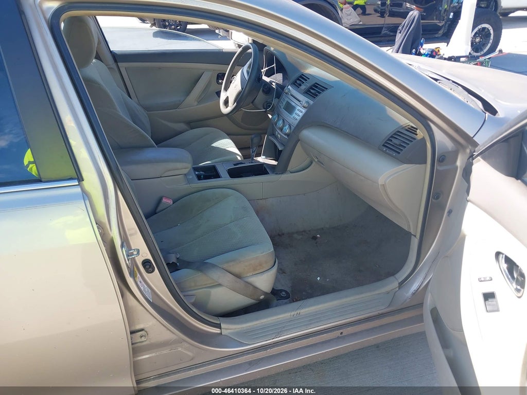 2007 Toyota Camry LE photo 5