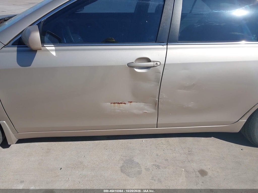 2007 Toyota Camry LE photo 6