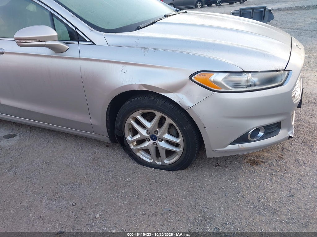 2013 Ford Fusion SE photo 6