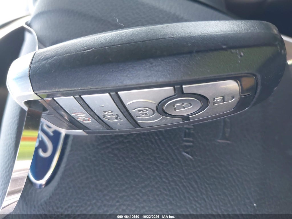 2017 Ford Edge SEL photo 11