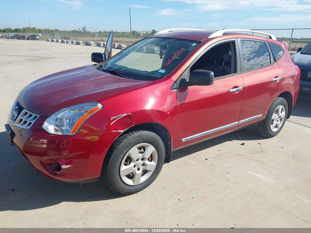 2015 Nissan Rogue Select S photo 2