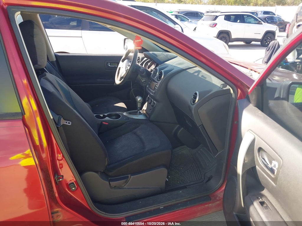 2015 Nissan Rogue Select S photo 5