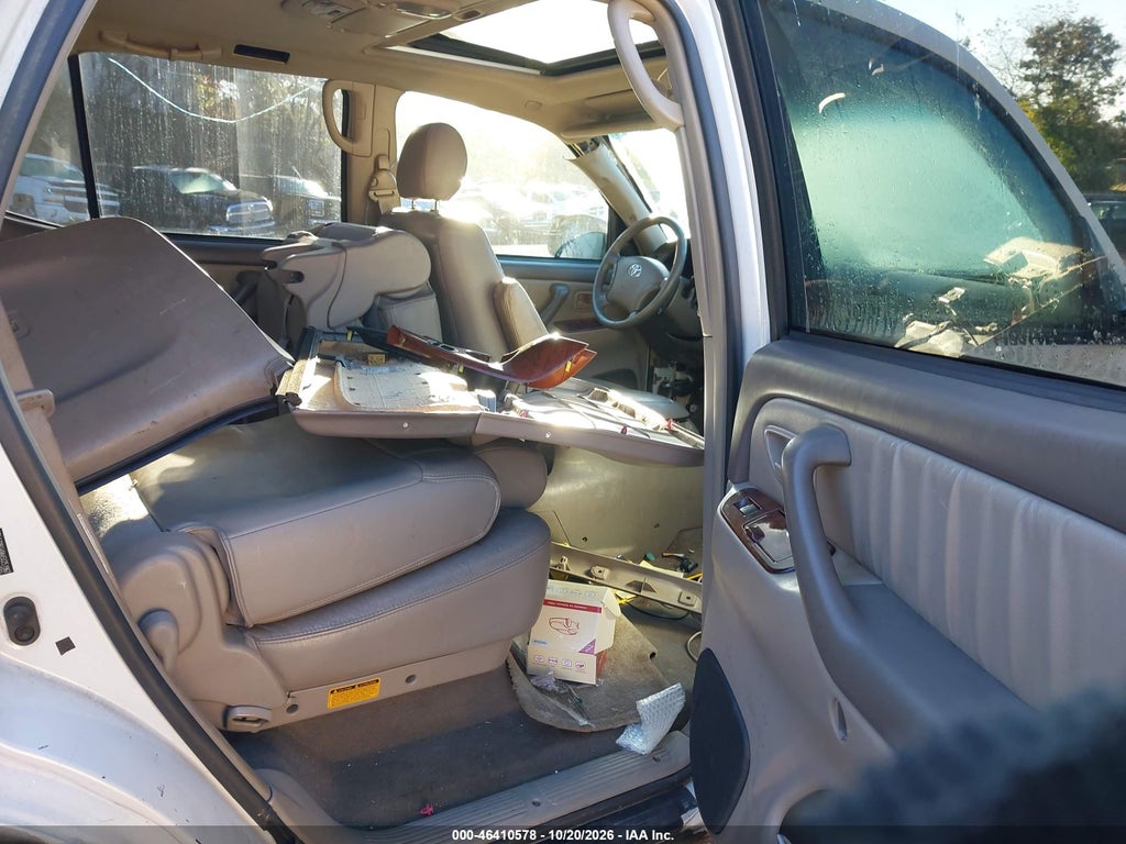2005 Toyota Sequoia Limited V8 photo 8