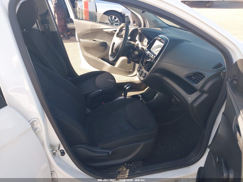 2016 Chevrolet Spark LS CVT photo 5