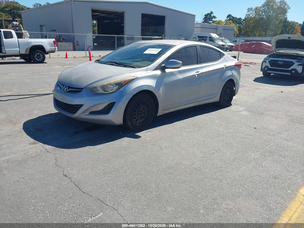 2016 Hyundai Elantra SE photo 2