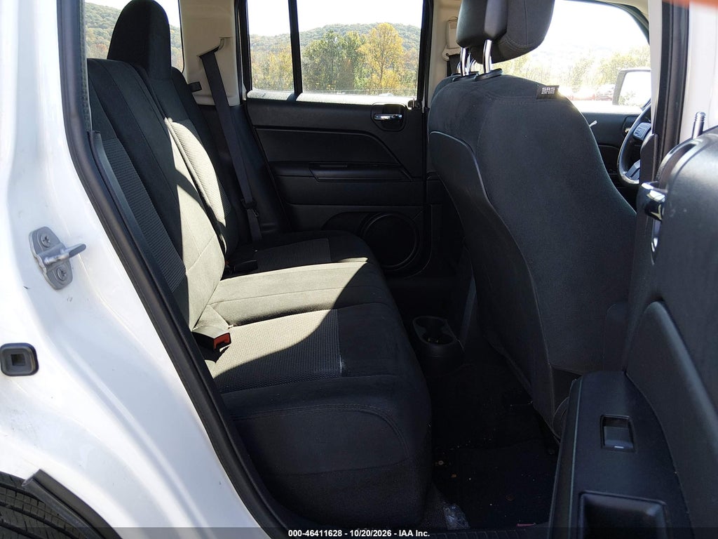 2015 Jeep Patriot Sport photo 8