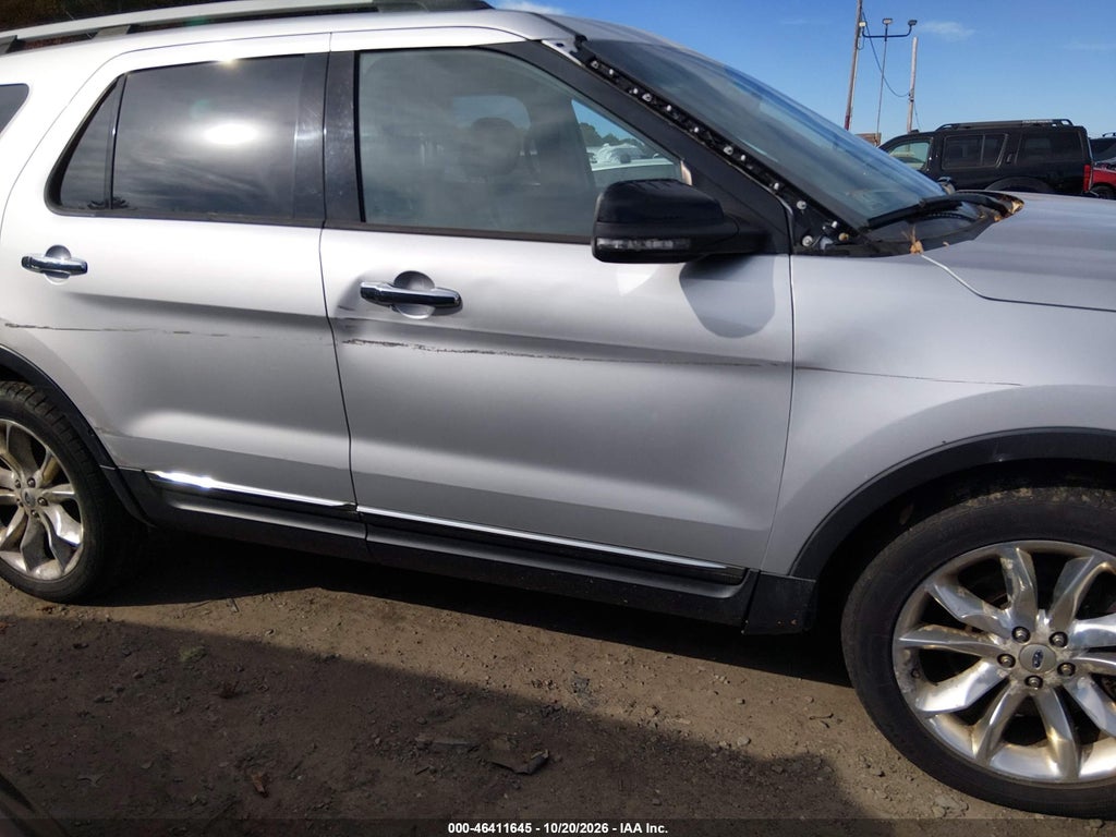 2014 Ford Explorer XLT photo 6