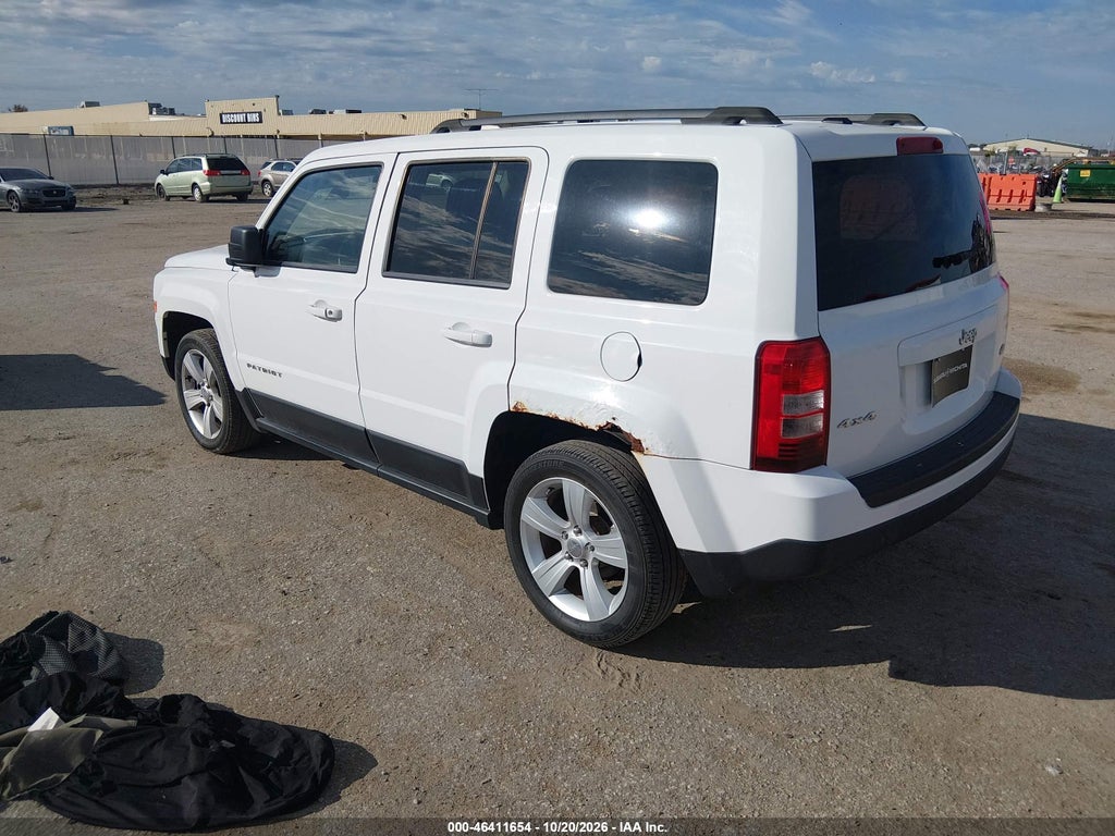 2013 Jeep Patriot Latitude photo 3