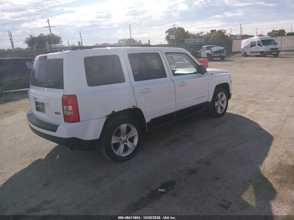 2013 Jeep Patriot Latitude photo 4