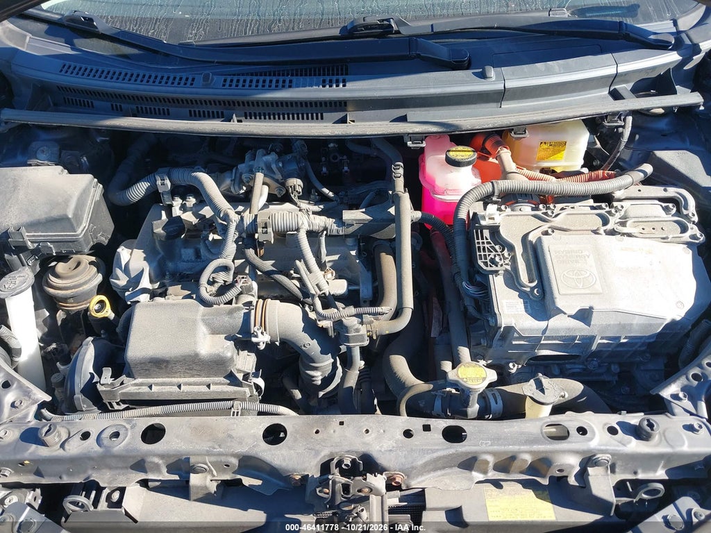 2014 Toyota Prius C Three photo 10