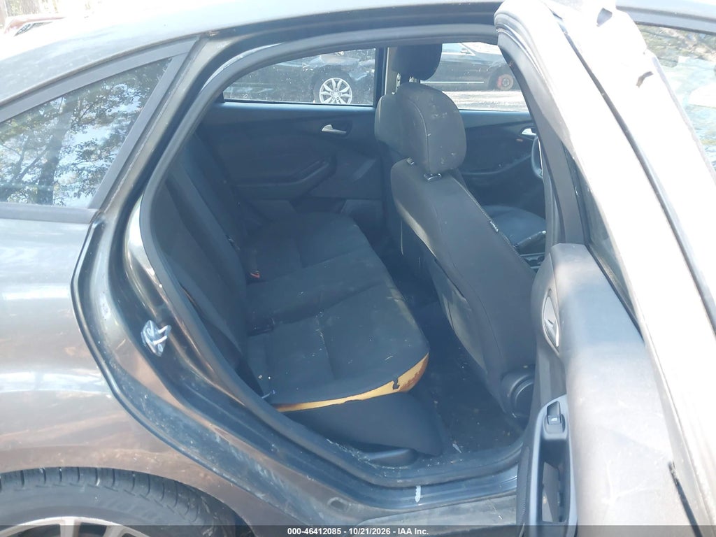 2015 Ford Focus SE photo 8