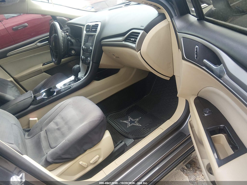 2015 Ford Fusion SE photo 5