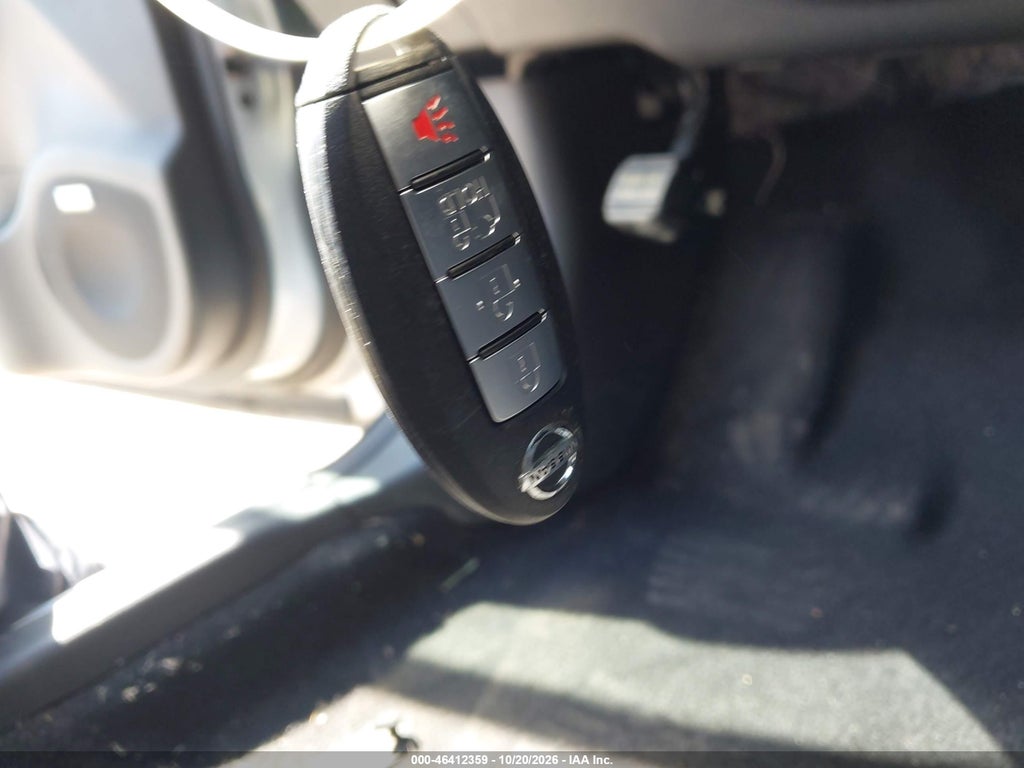 2014 Nissan Leaf SL photo 11