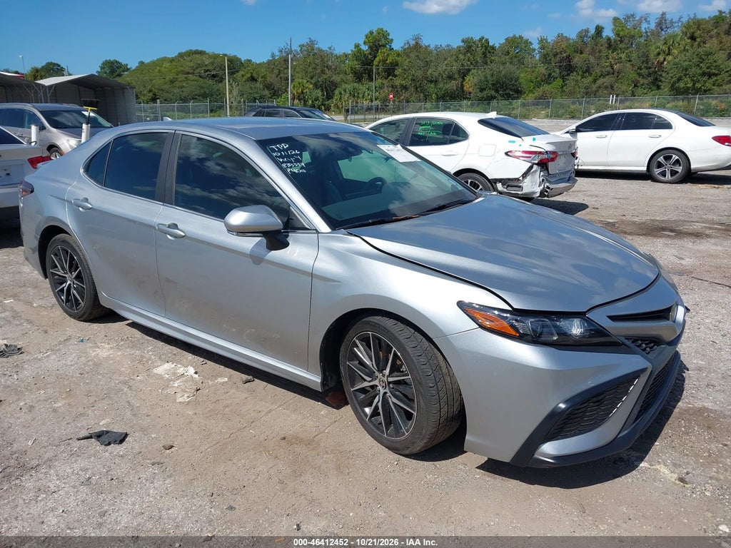 TOYOTA CAMRY 2023