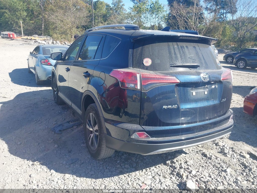 2018 Toyota RAV4 XLE photo 3