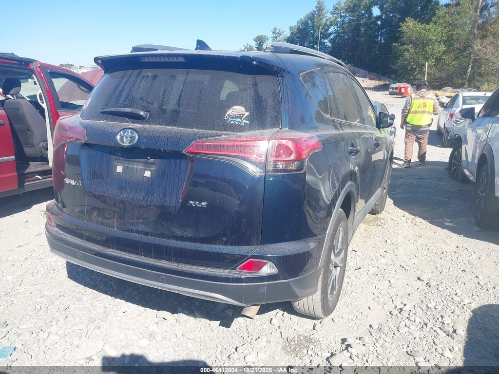 2018 Toyota RAV4 XLE photo 4