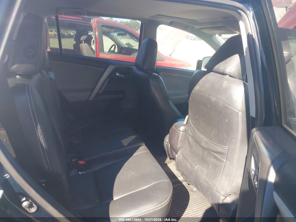 2018 Toyota RAV4 XLE photo 8
