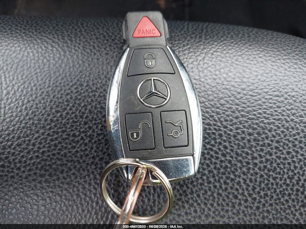 2011 Mercedes-Benz ML 350 4MATIC photo 11