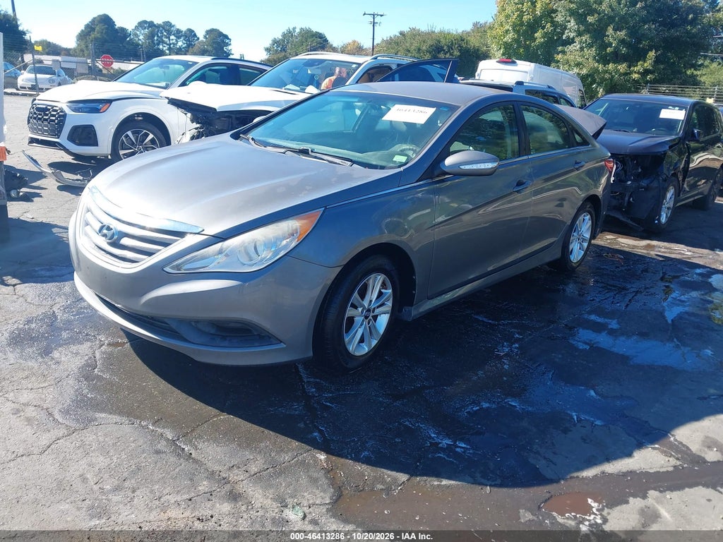2014 Hyundai Sonata GLS photo 2