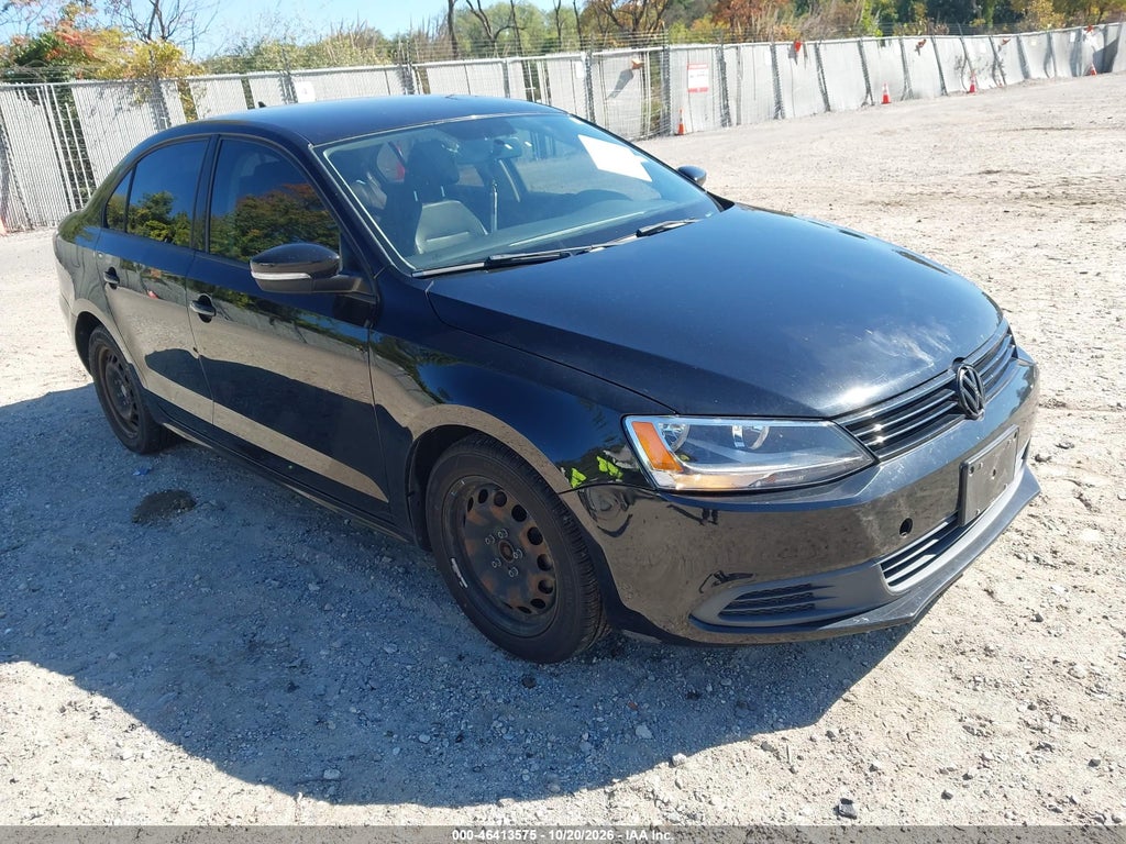 2014 Volkswagen Jetta 1.8T SE photo 1