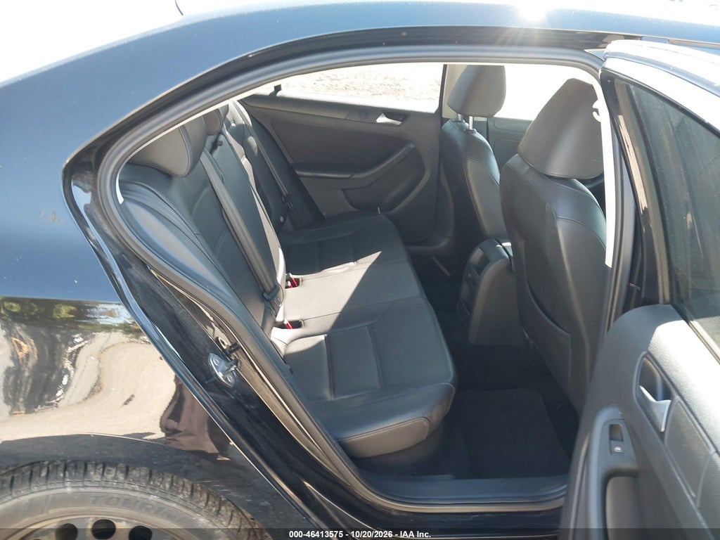 2014 Volkswagen Jetta 1.8T SE photo 8