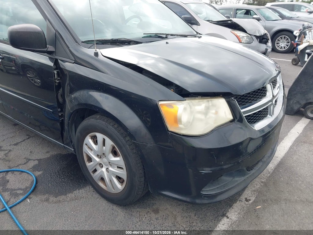 2013 Dodge Grand Caravan SE photo 6