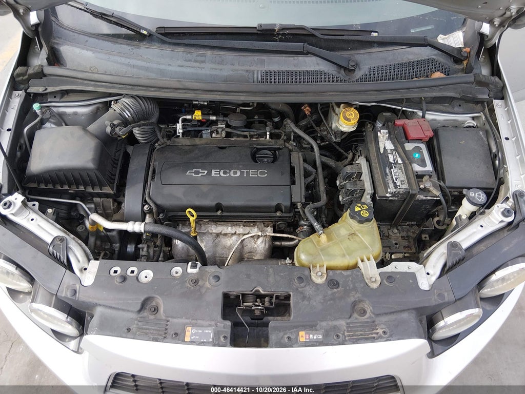 2012 Chevrolet Sonic 2LT photo 10