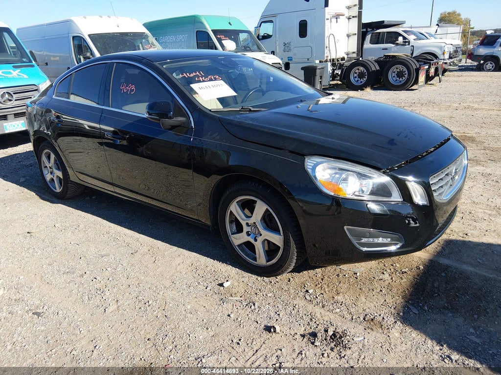 2013 Volvo S60 T5/T5 Platinum/T5 Premier/T5 Premier Plus photo 1