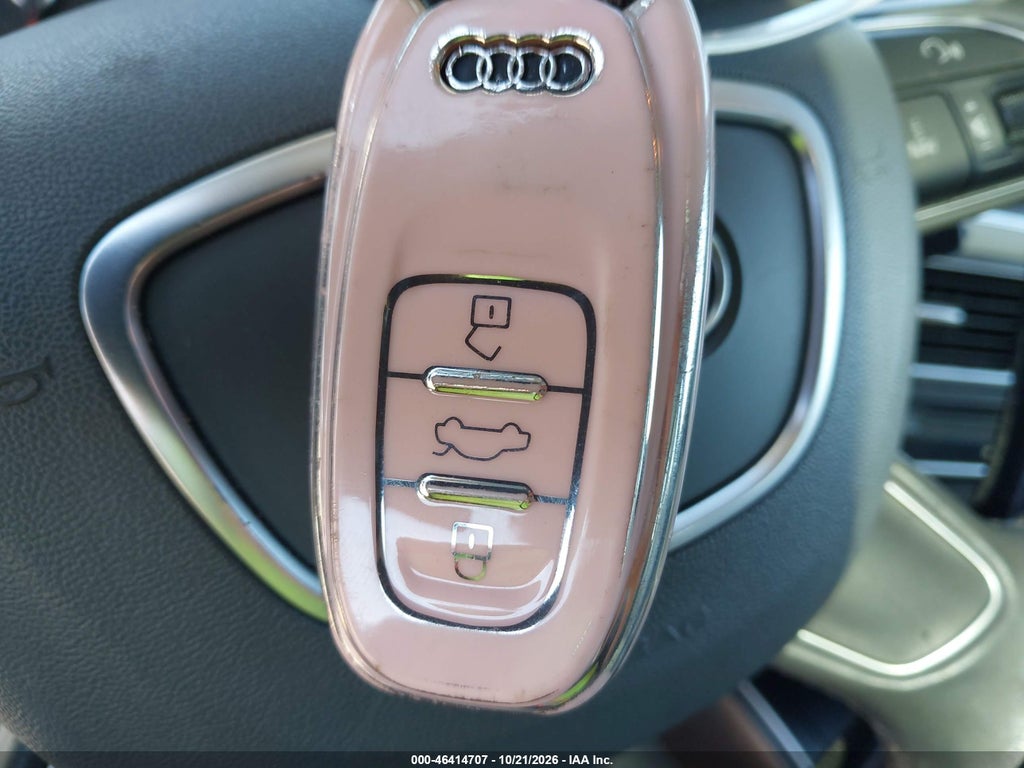 2016 Audi Q5 2.0T Premium photo 11