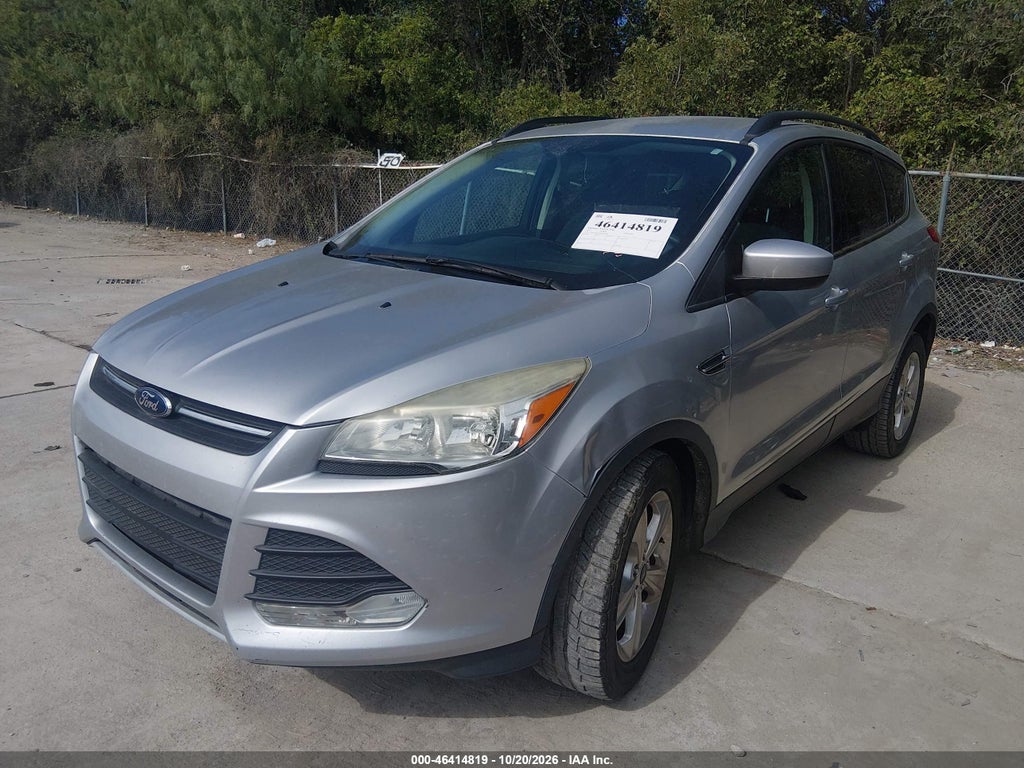 2015 Ford Escape SE photo 2