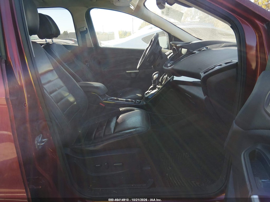 2015 Ford Escape Titanium photo 5