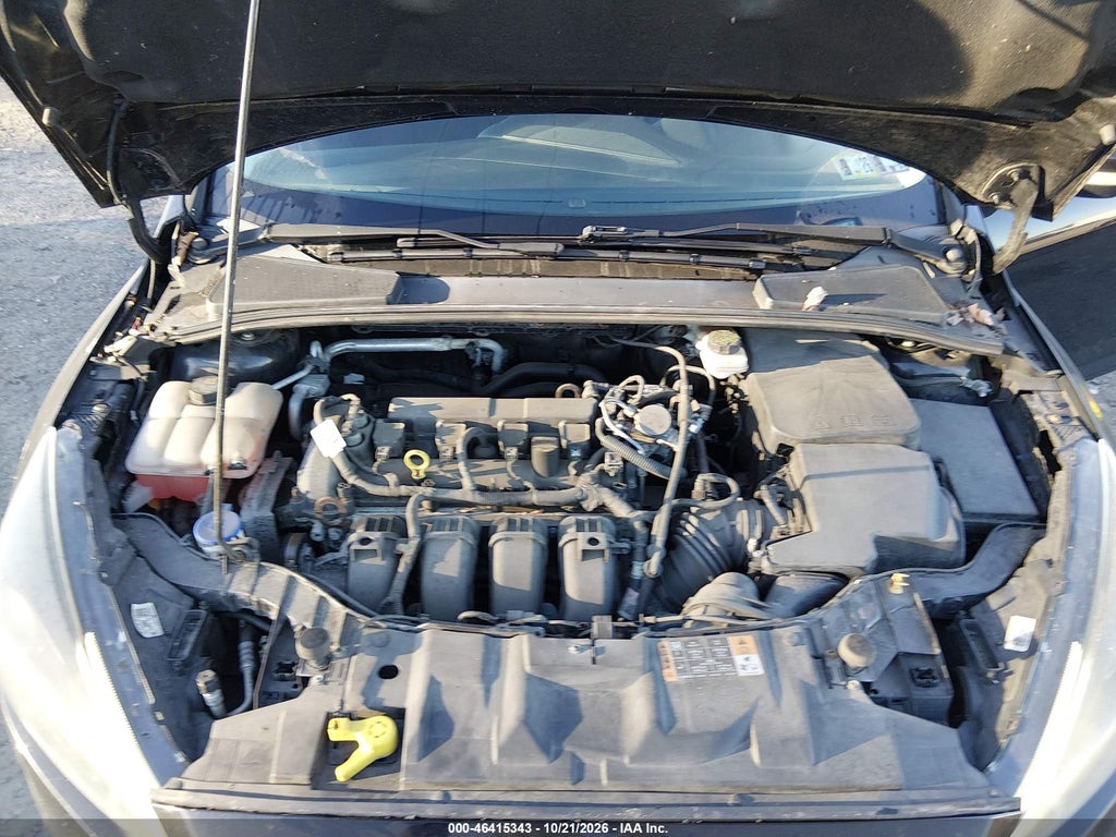 2017 Ford Focus SEL photo 10