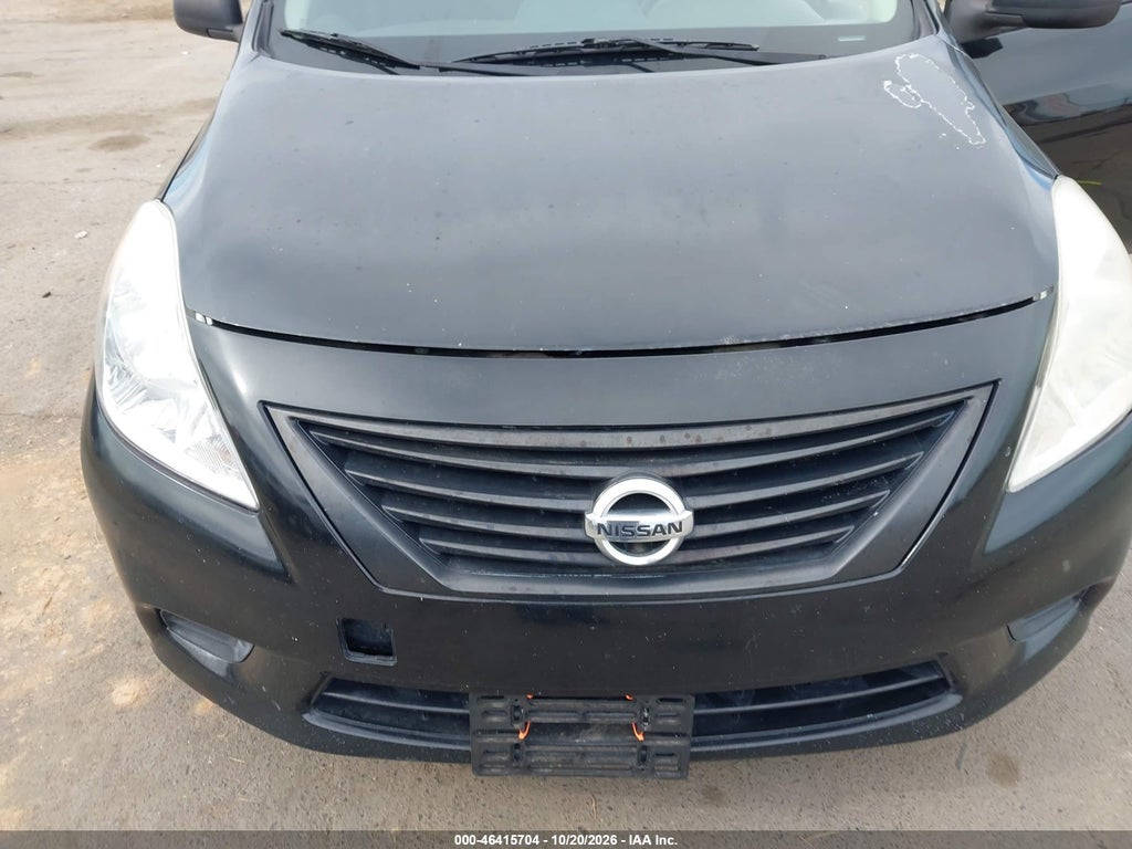 2014 Nissan Versa 1.6 S+ photo 6