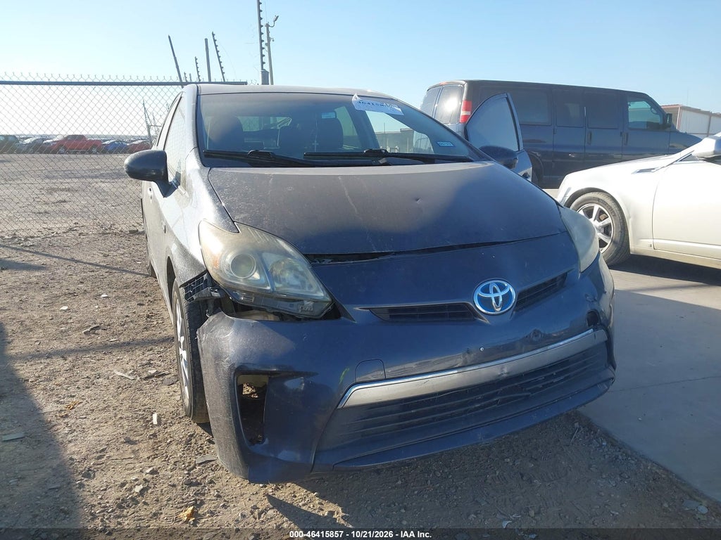 2013 Toyota Prius Plug-IN photo 6