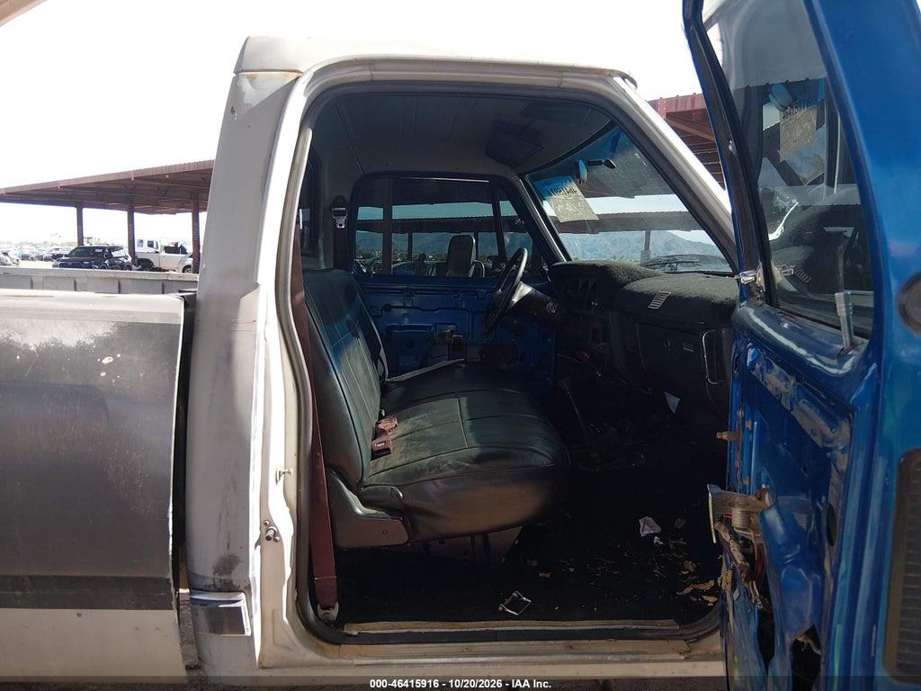 1990 Dodge W-Series W200/W250 photo 5