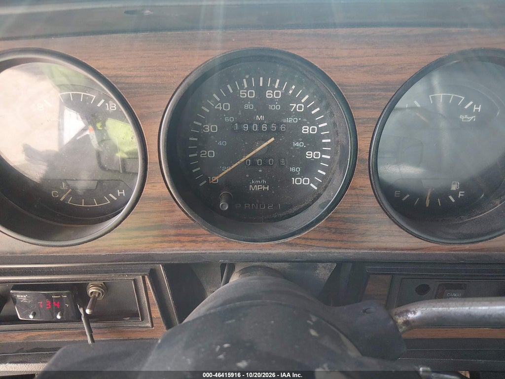 1990 Dodge W-Series W200/W250 photo 7