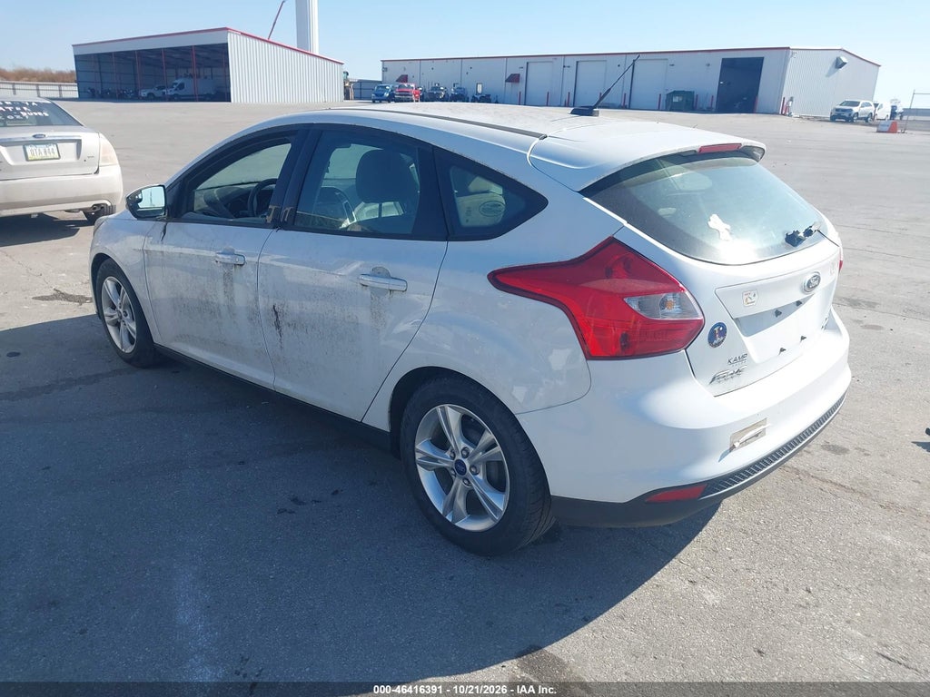 2014 Ford Focus SE photo 3