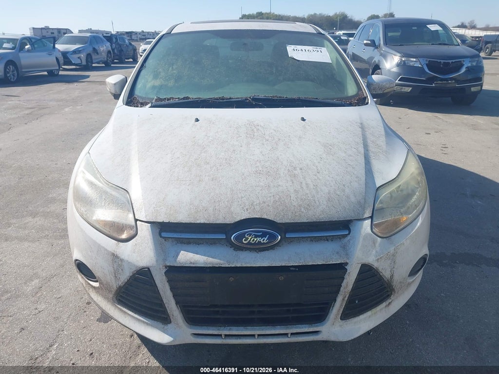 2014 Ford Focus SE photo 6