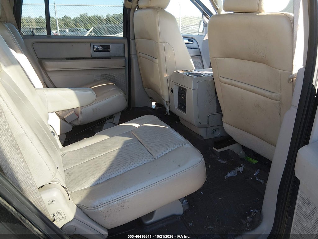 2007 Ford Expedition Limited photo 8